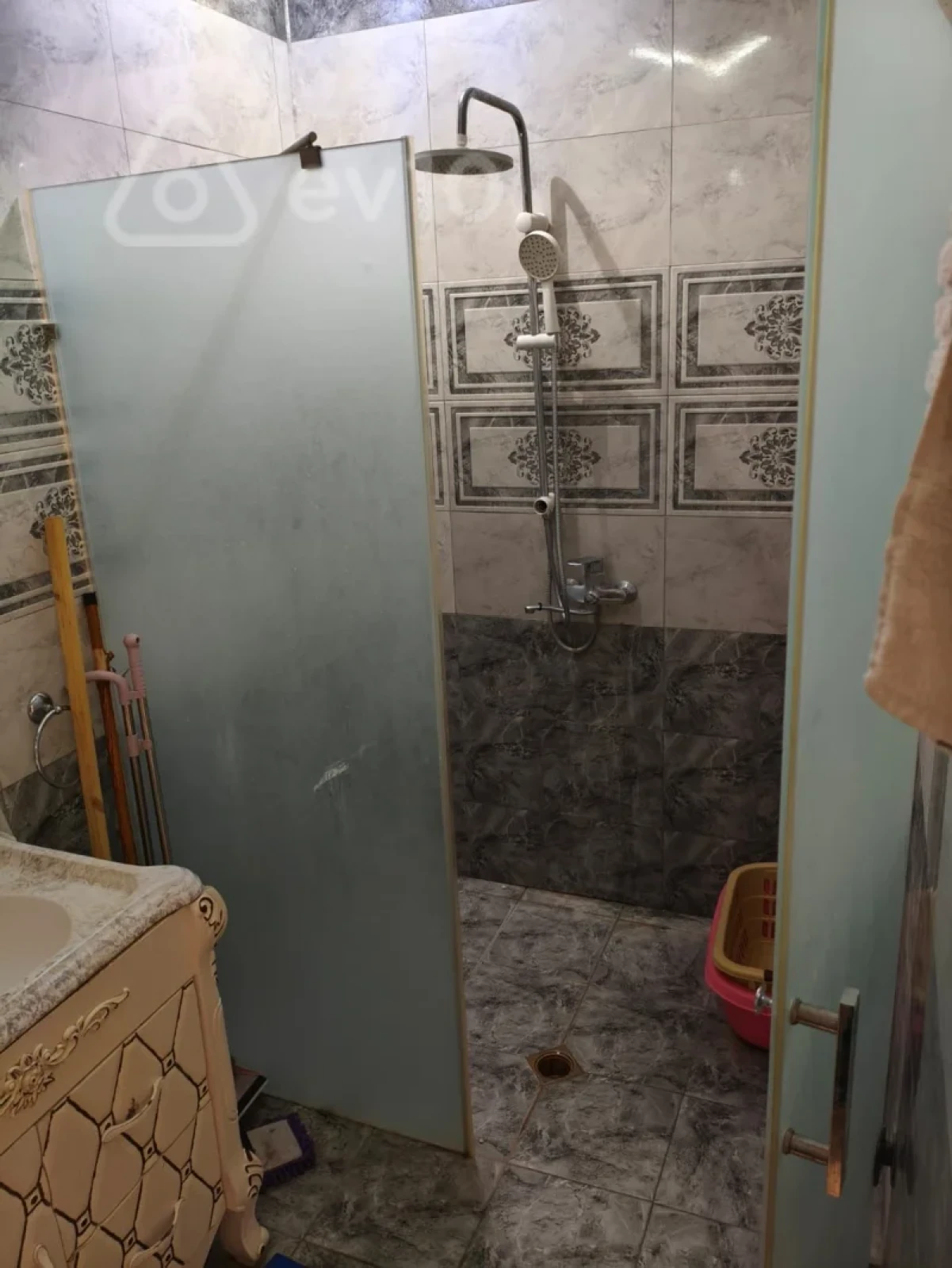 Kirayə verilir 3 otaqlı yeni tikili 115 m²