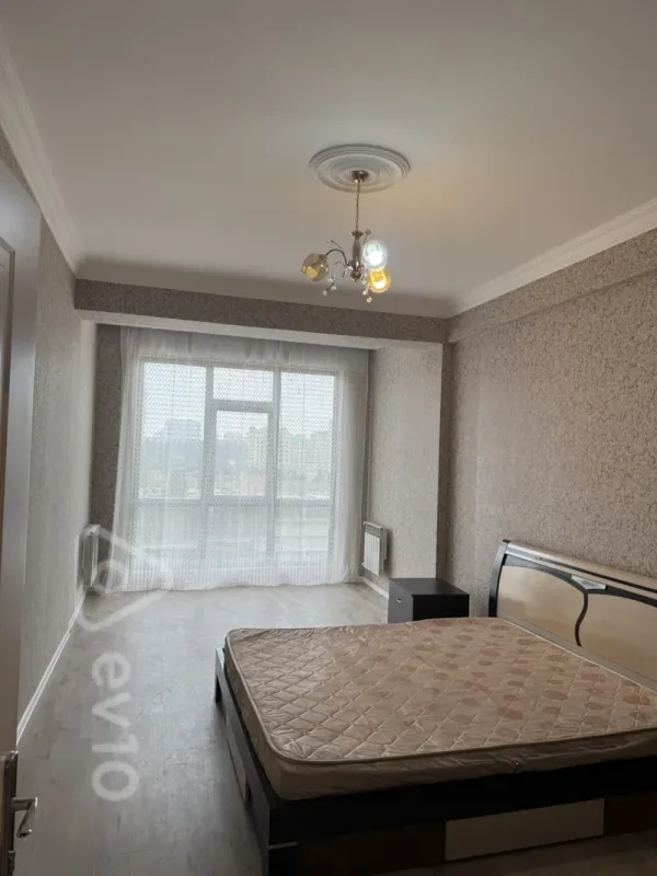 Kirayə verilir 2 otaqlı yeni tikili 76 m²