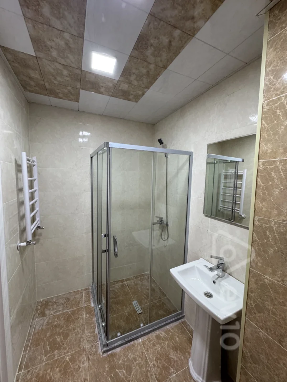 Kirayə verilir 2 otaqlı yeni tikili 76 m²