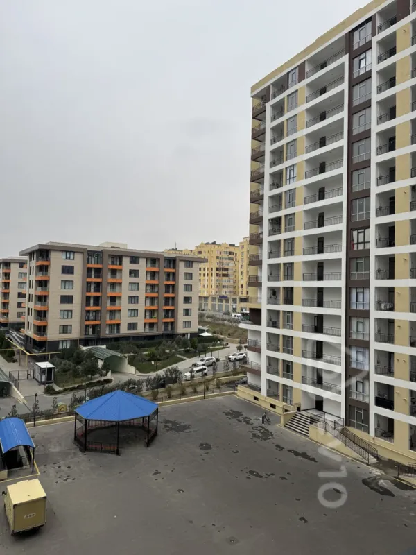 Kirayə verilir 2 otaqlı yeni tikili 76 m²