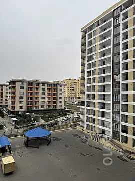 Kirayə verilir 2 otaqlı yeni tikili 76 m²