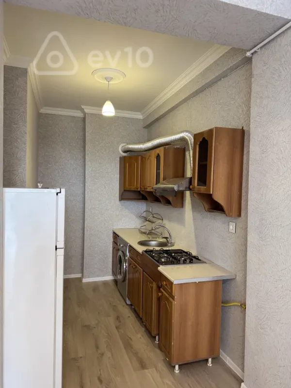 Kirayə verilir 2 otaqlı yeni tikili 76 m²