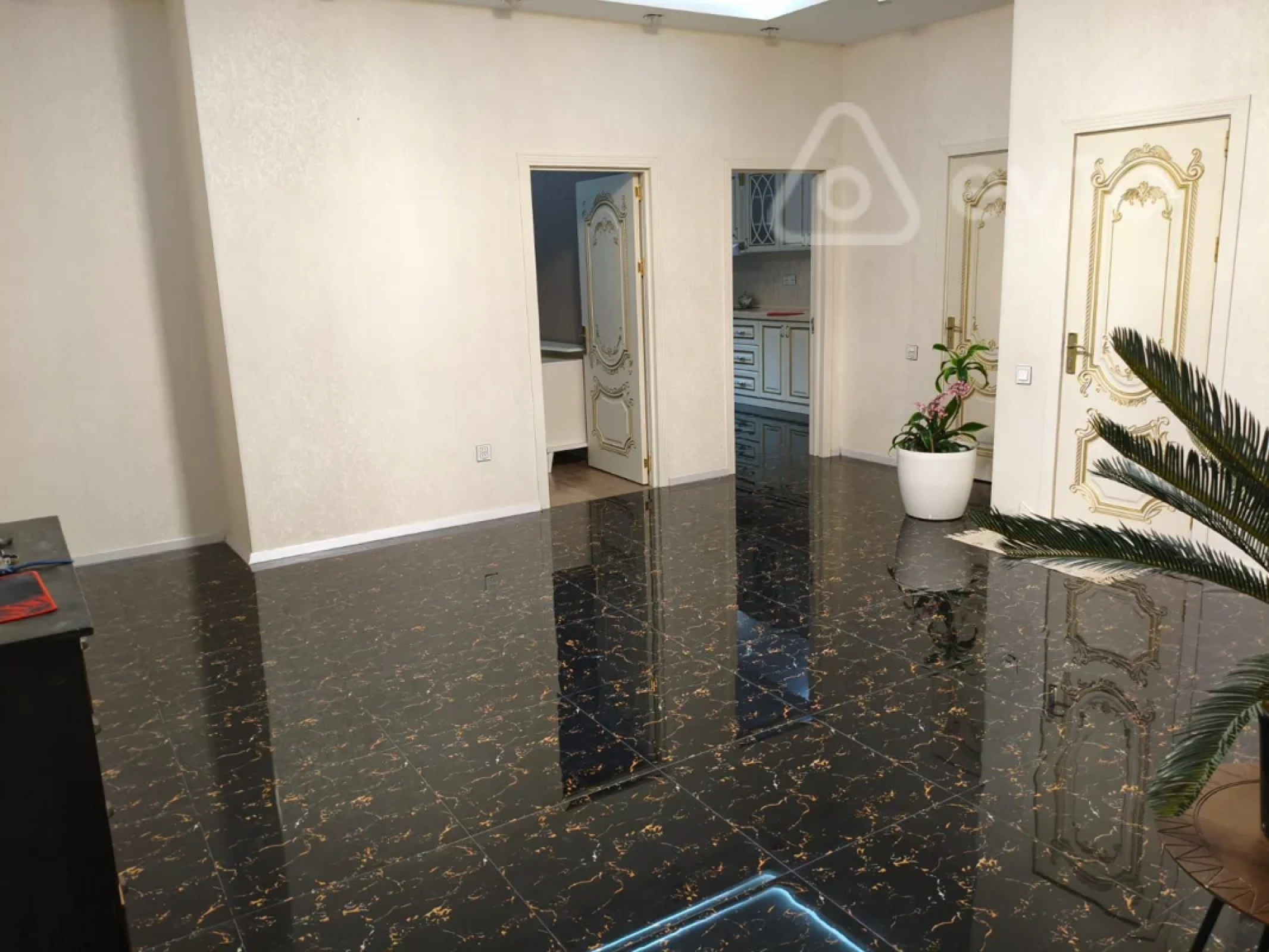 Kirayə verilir 3 otaqlı yeni tikili 115 m²