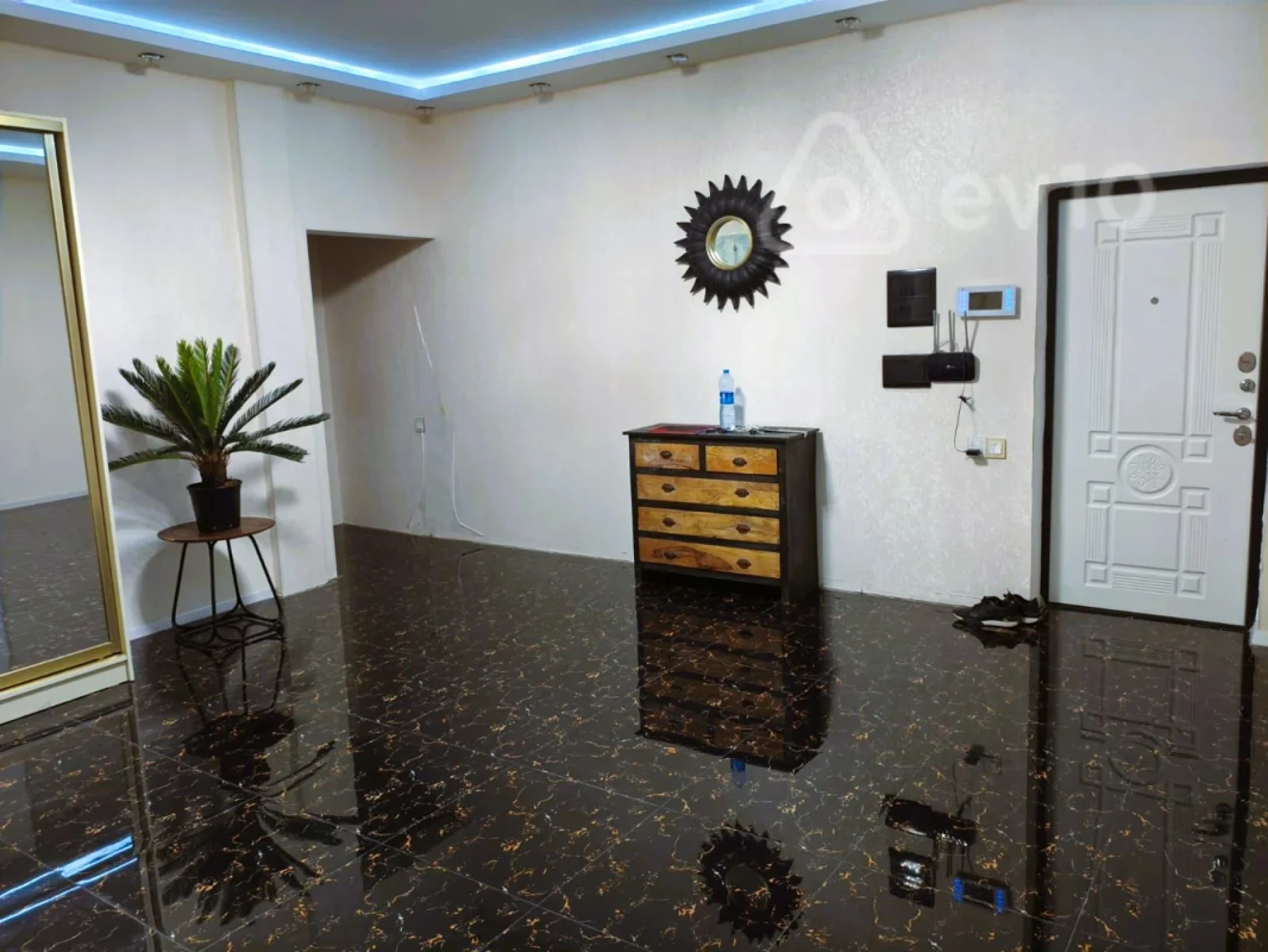 Kirayə verilir 3 otaqlı yeni tikili 115 m²