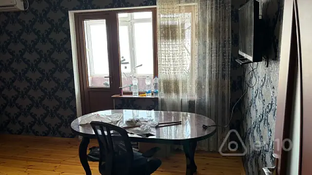 Kirayə verilir 3 otaqlı köhnə tikili 58 m²