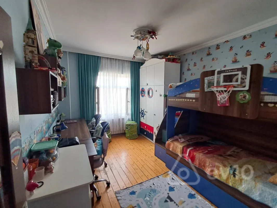 Satılır 3 otaqlı köhnə tikili 70 m²