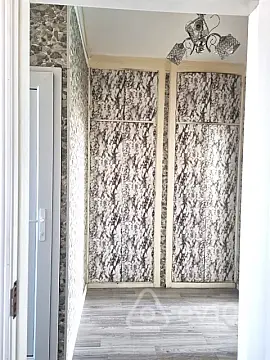 Kirayə verilir 2 otaqlı köhnə tikili 65 m²