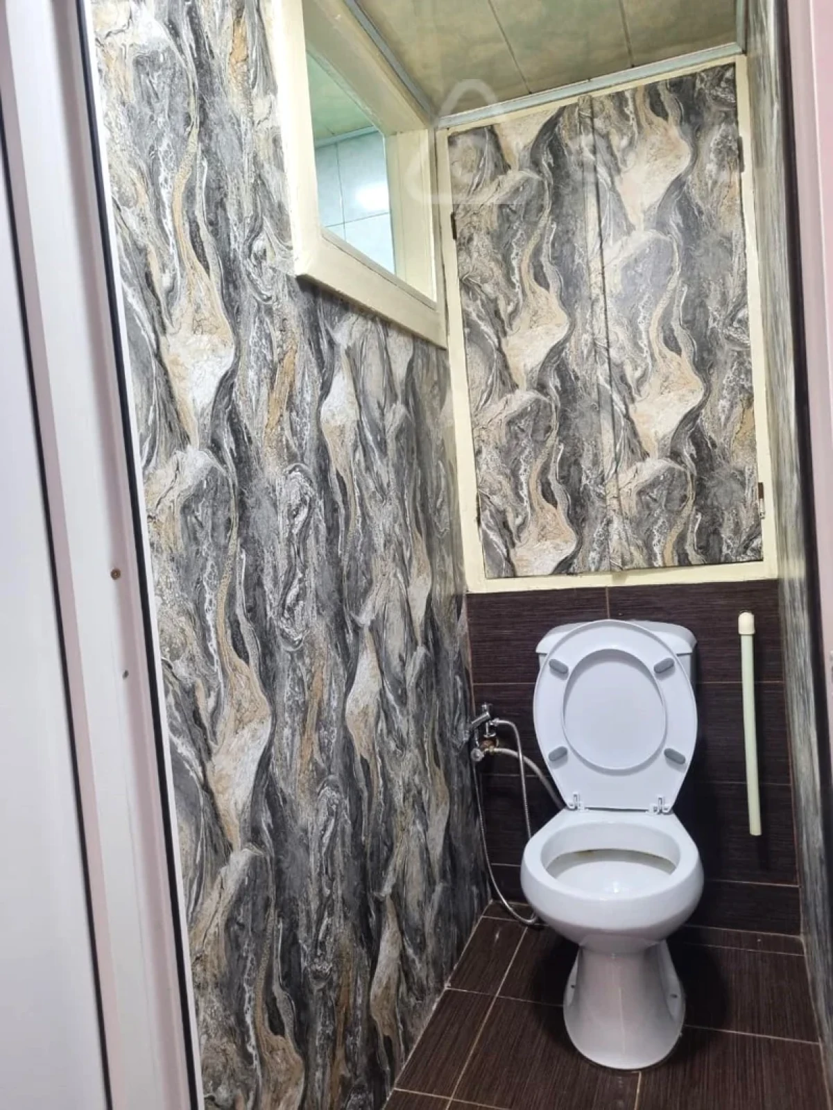 Kirayə verilir 2 otaqlı köhnə tikili 65 m²