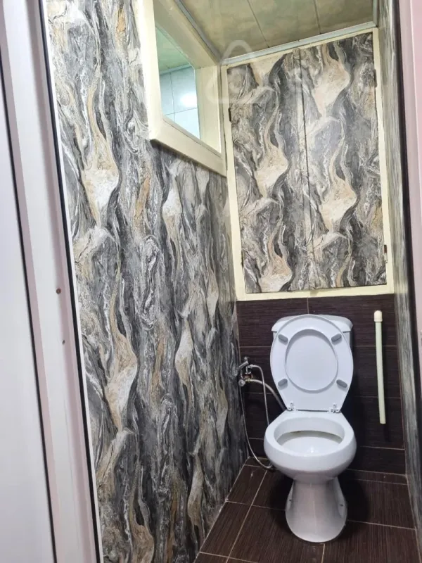 Kirayə verilir 2 otaqlı köhnə tikili 65 m²