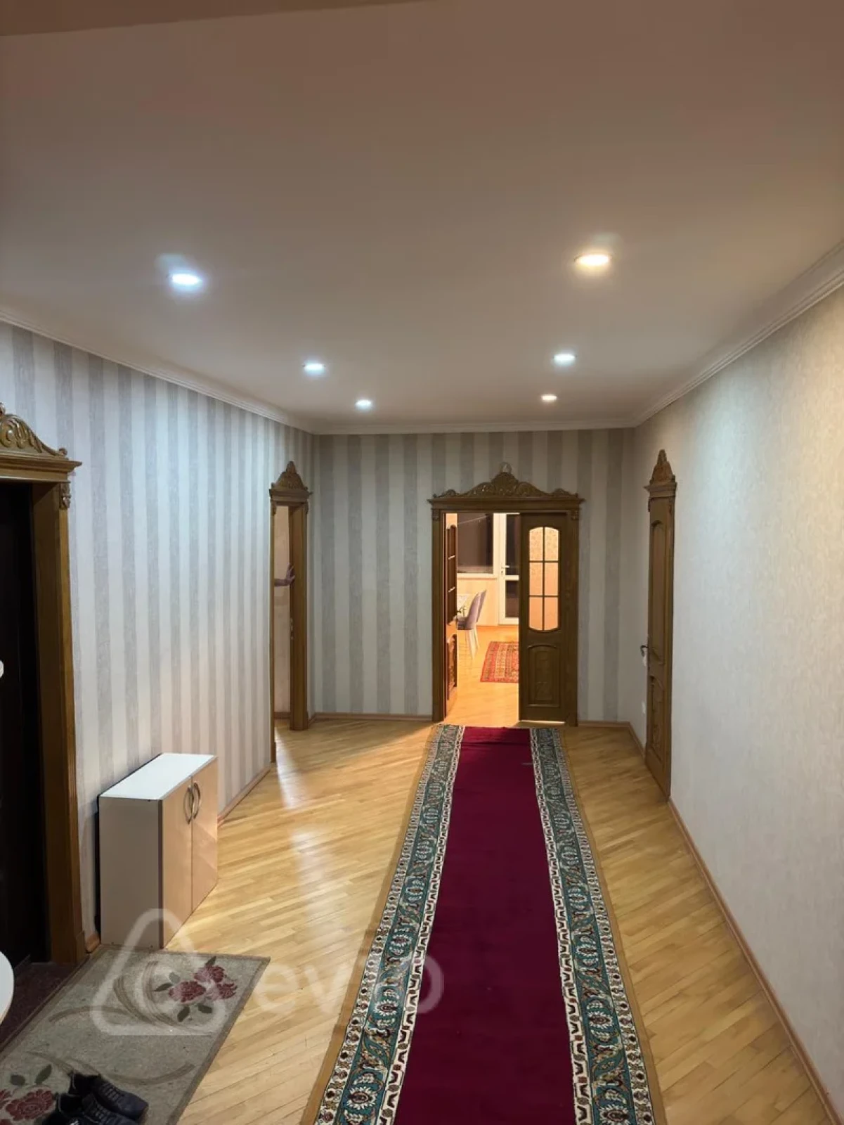 Kirayə verilir 3 otaqlı yeni tikili 95 m²