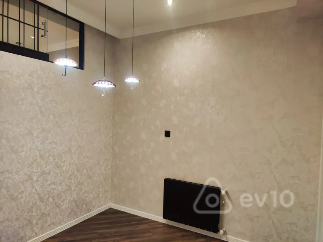 Kirayə verilir 2 otaqlı yeni tikili 65 m²