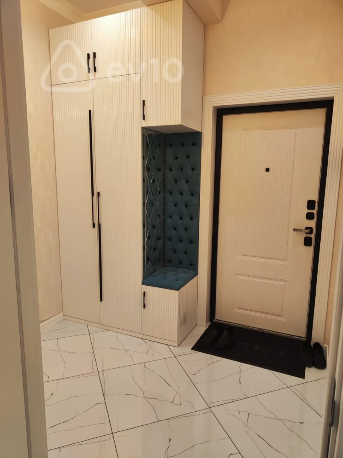 Kirayə verilir 2 otaqlı yeni tikili 65 m²