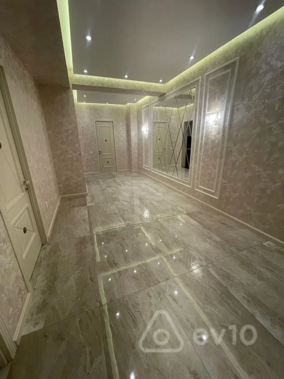 Kirayə verilir 3 otaqlı yeni tikili 115 m²