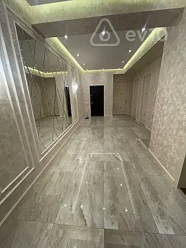 Kirayə verilir 3 otaqlı yeni tikili 115 m²