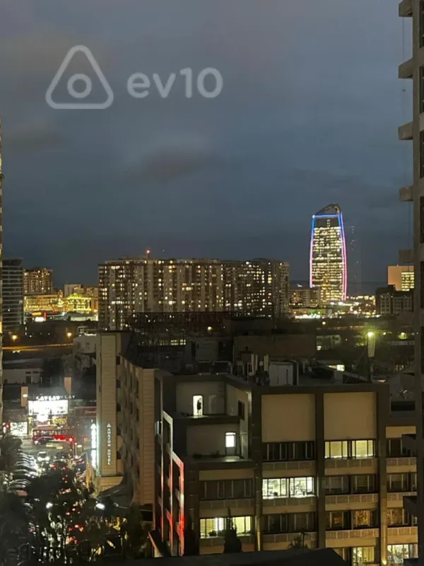 Kirayə verilir 3 otaqlı yeni tikili 115 m²