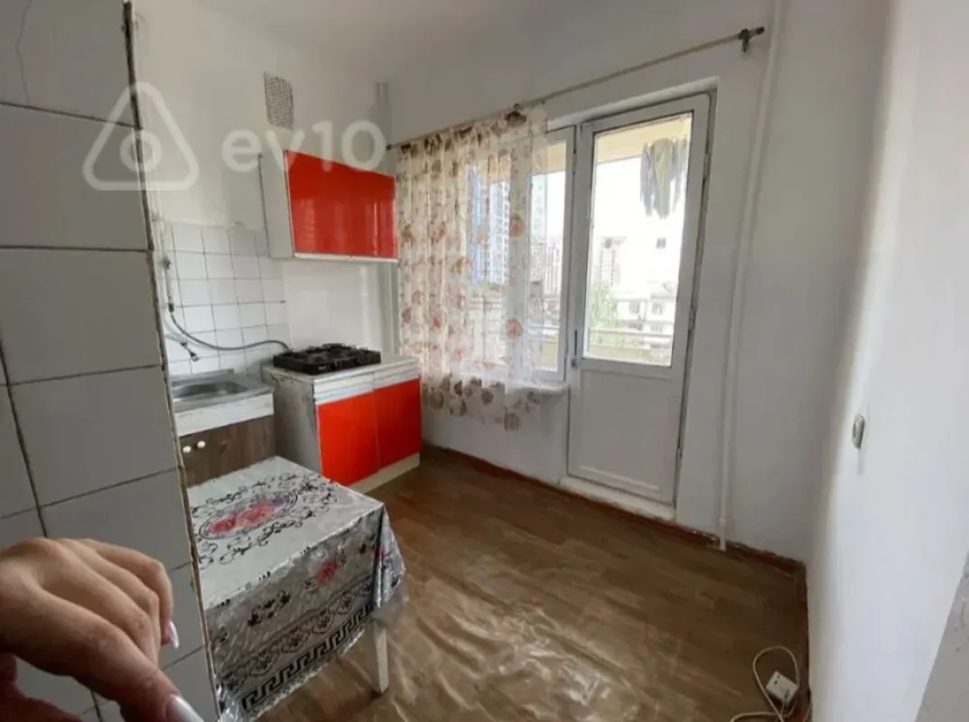 Kirayə verilir 2 otaqlı yeni tikili 49 m²