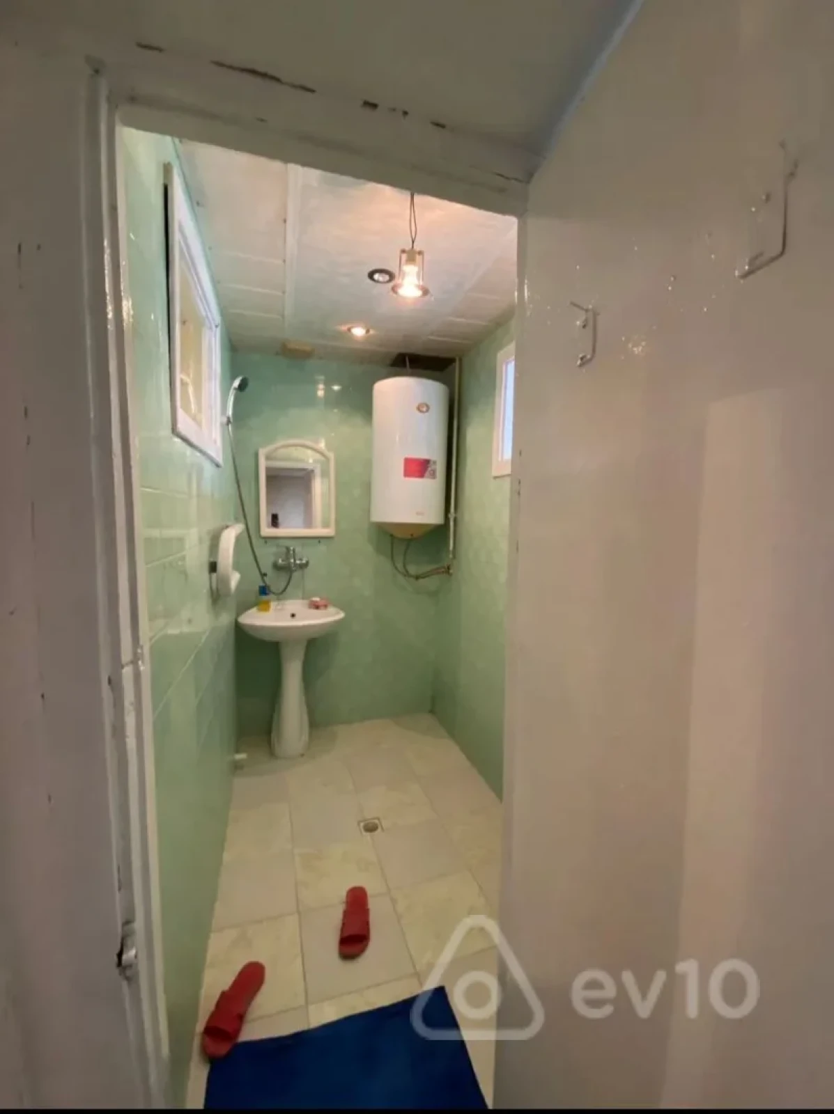 Kirayə verilir 2 otaqlı yeni tikili 49 m²