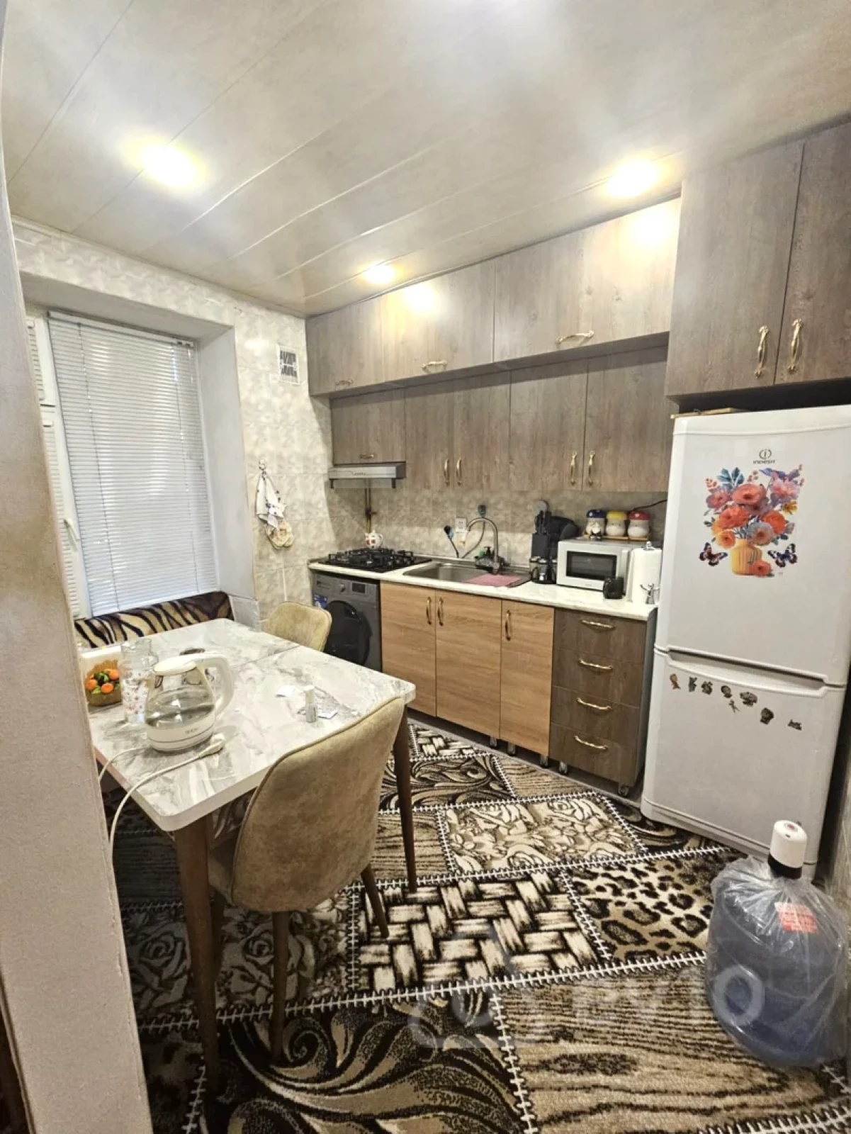 Satılır 3 otaqlı köhnə tikili 63 m²