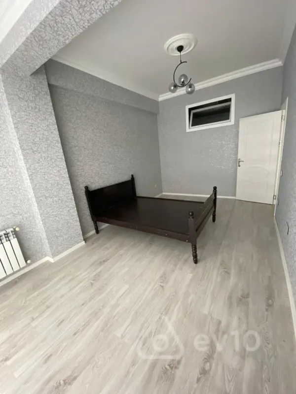 Kirayə verilir 2 otaqlı yeni tikili 70 m²