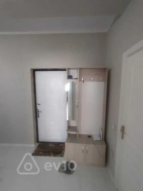 Kirayə verilir 2 otaqlı yeni tikili 6400 m²