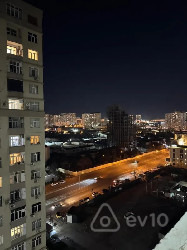 Satılır 3 otaqlı yeni tikili 125 m²