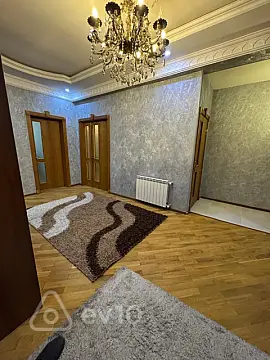 Satılır 3 otaqlı yeni tikili 125 m²