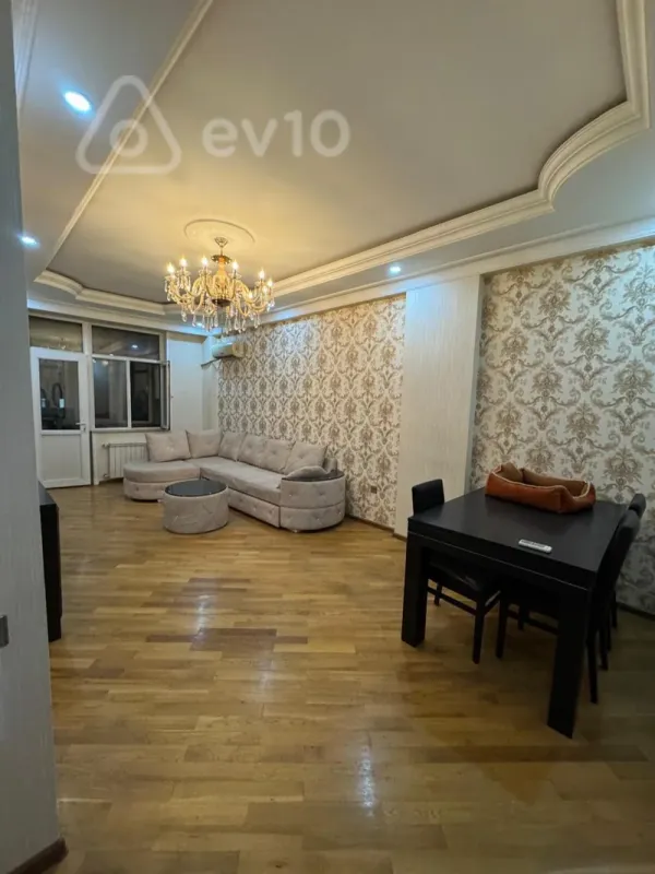 Satılır 3 otaqlı yeni tikili 125 m²
