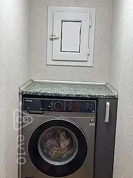 Satılır 2 otaqlı köhnə tikili 55 m²