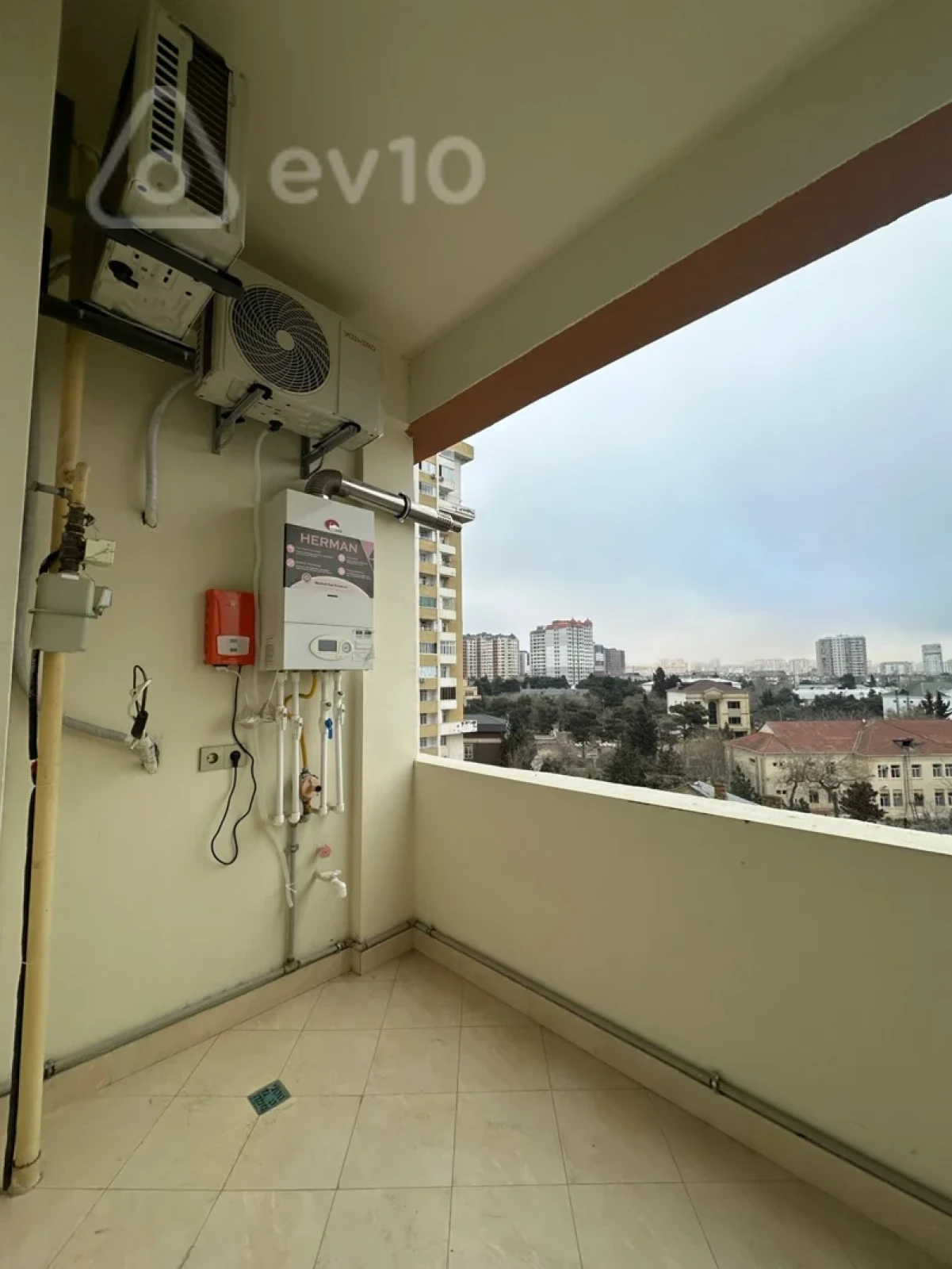 Kirayə verilir 3 otaqlı yeni tikili 85 m²