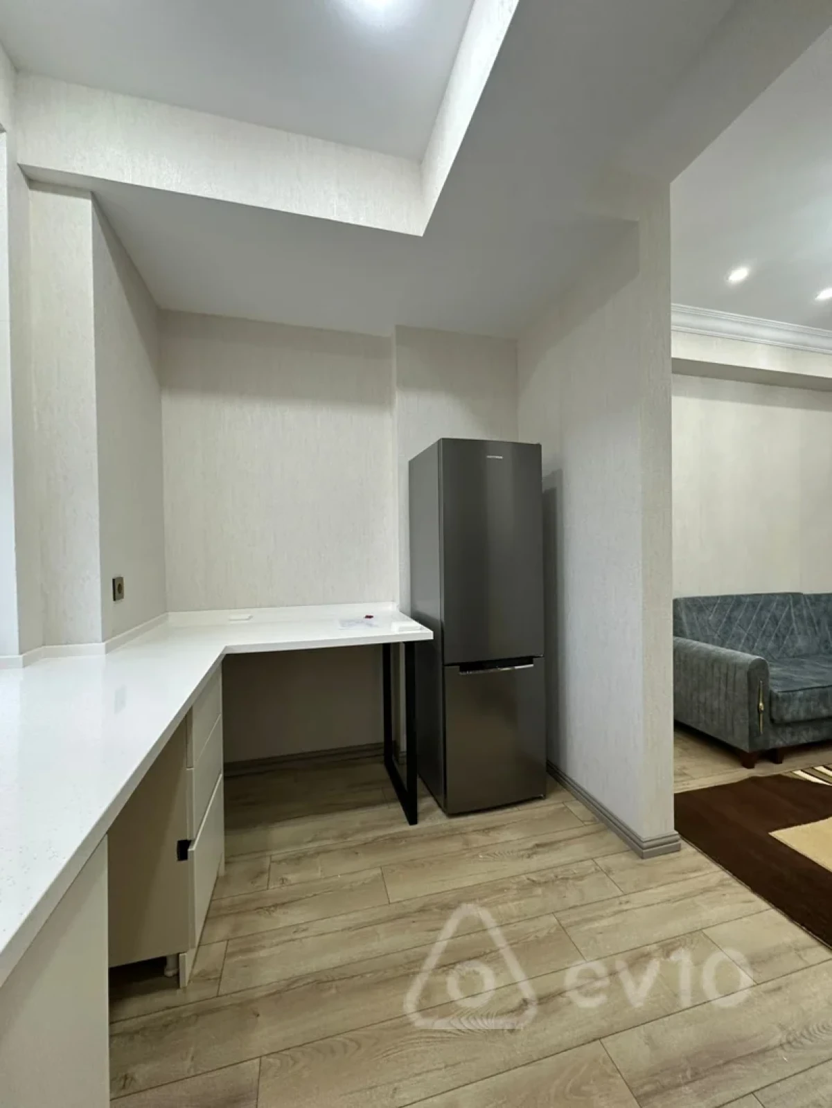 Kirayə verilir 3 otaqlı yeni tikili 85 m²