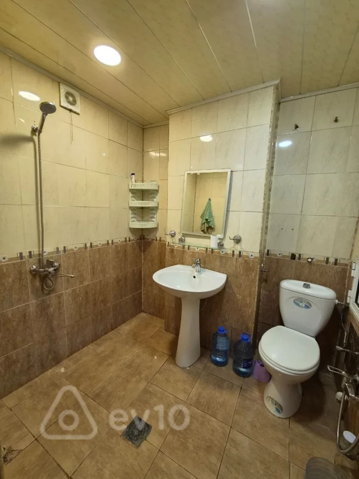 Kirayə verilir 2 otaqlı yeni tikili 55 m²