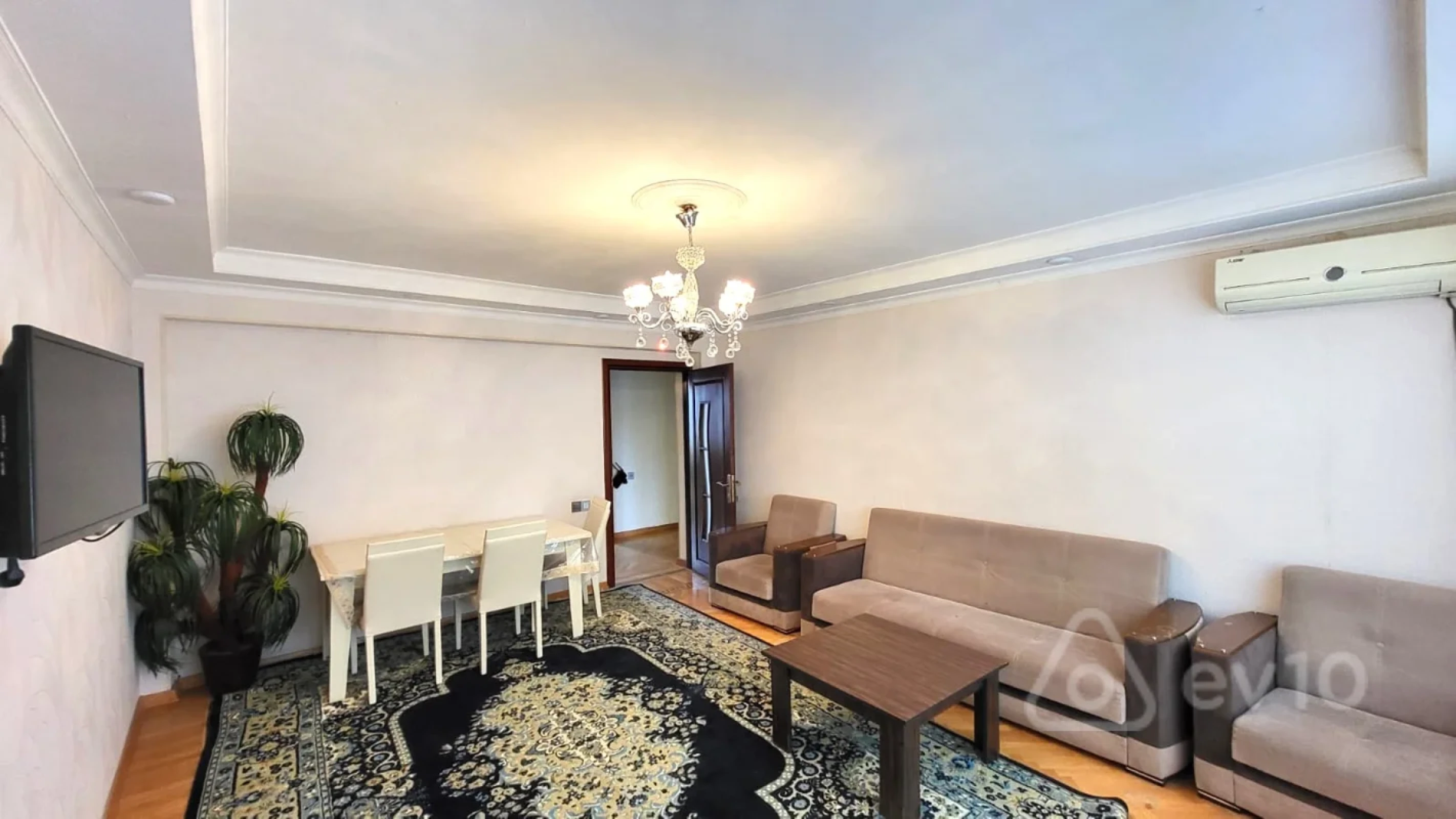 Satılır 3 otaqlı köhnə tikili 85 m²