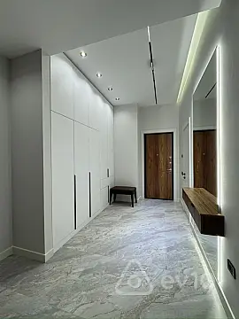 Satılır 3 otaqlı yeni tikili 95 m²
