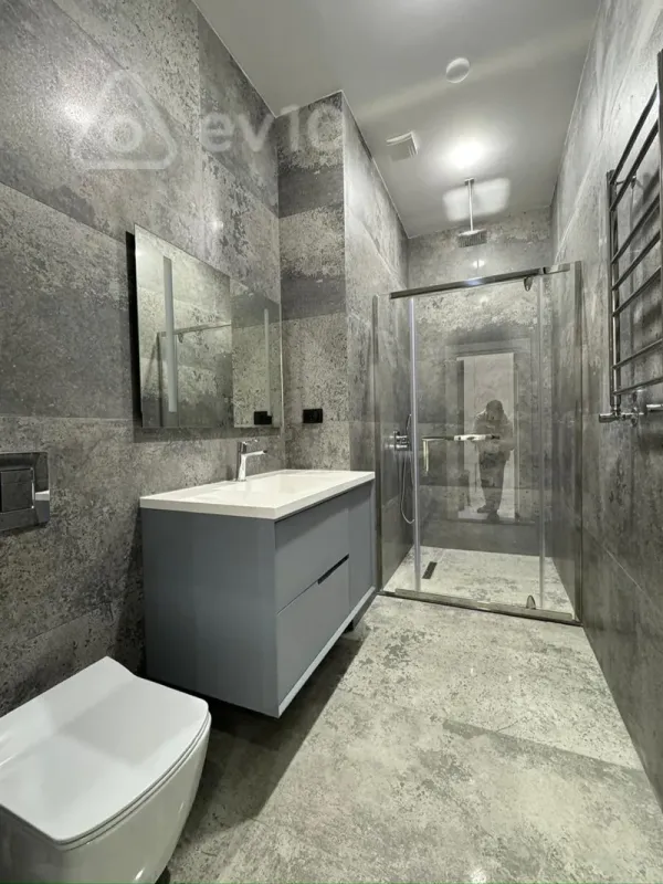 Satılır 3 otaqlı yeni tikili 95 m²