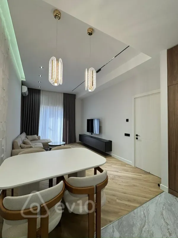 Satılır 3 otaqlı yeni tikili 95 m²