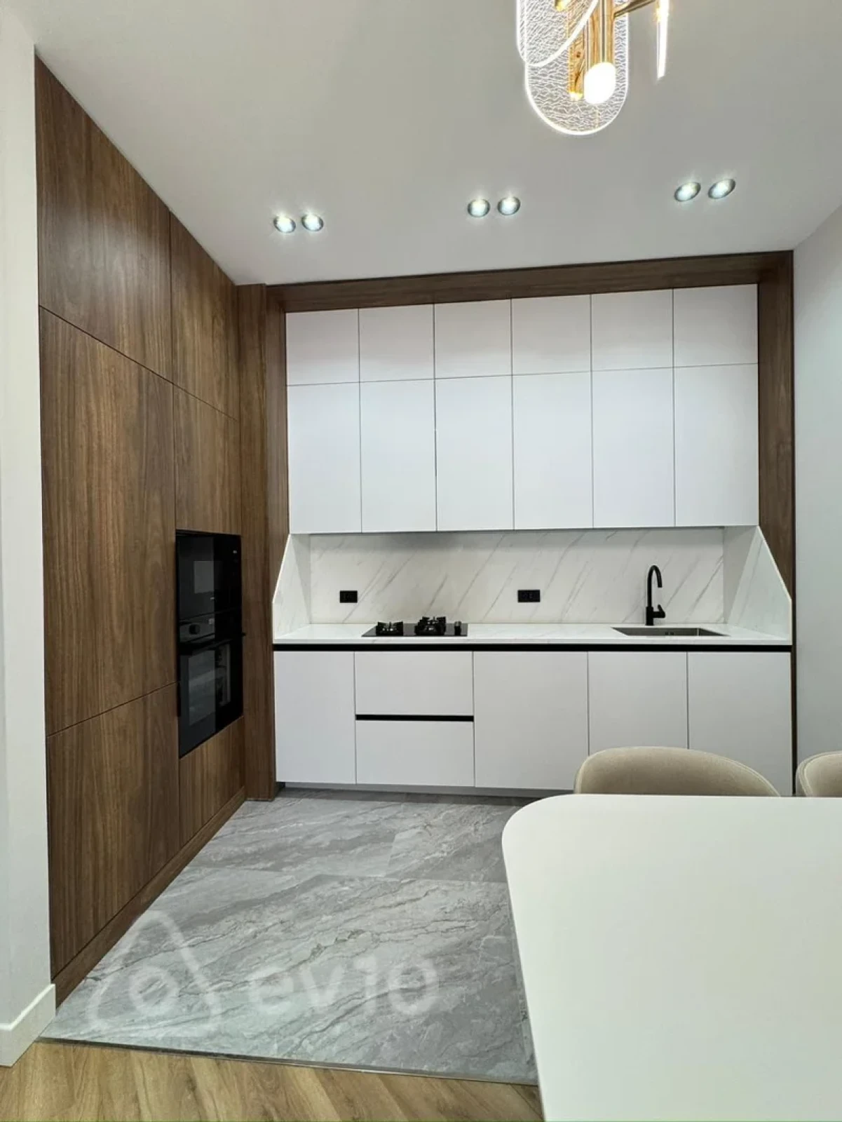 Satılır 3 otaqlı yeni tikili 95 m²
