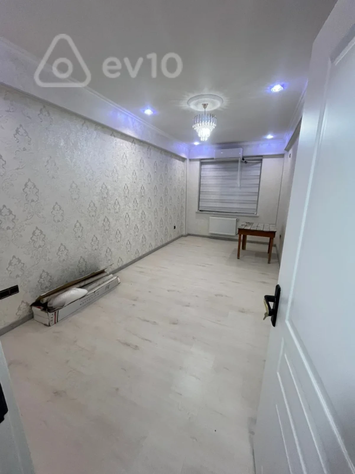Satılır 2 otaqlı yeni tikili 45 m²