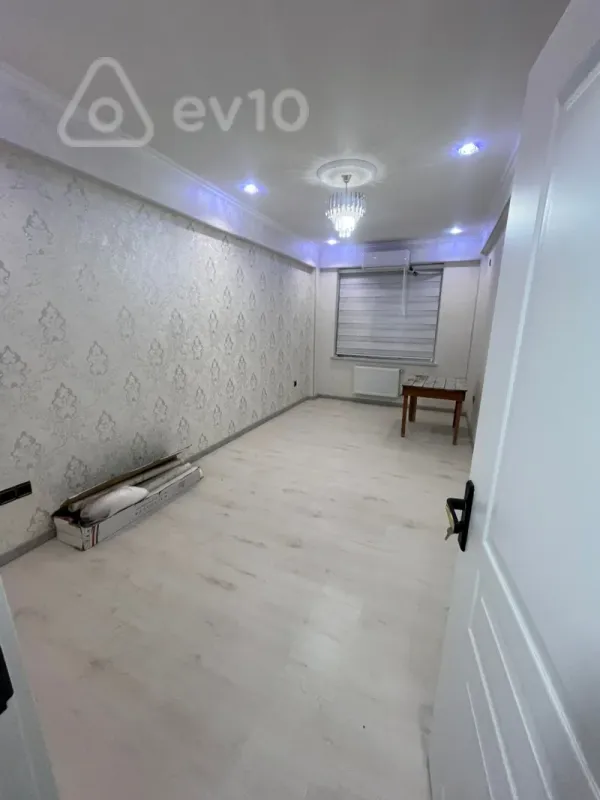 Satılır 2 otaqlı yeni tikili 45 m²