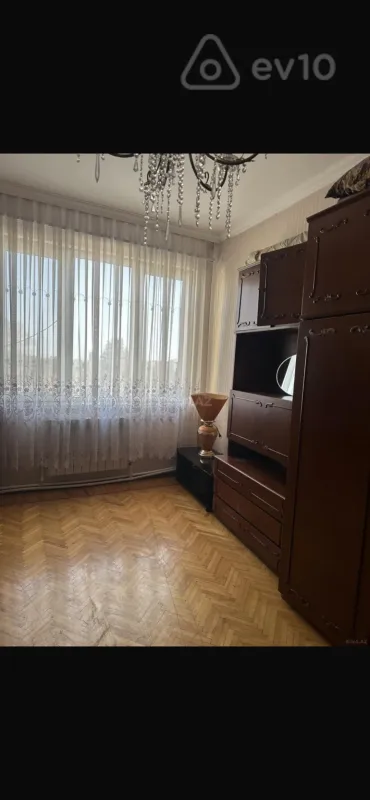 Kirayə verilir 3 otaqlı köhnə tikili 65 m²