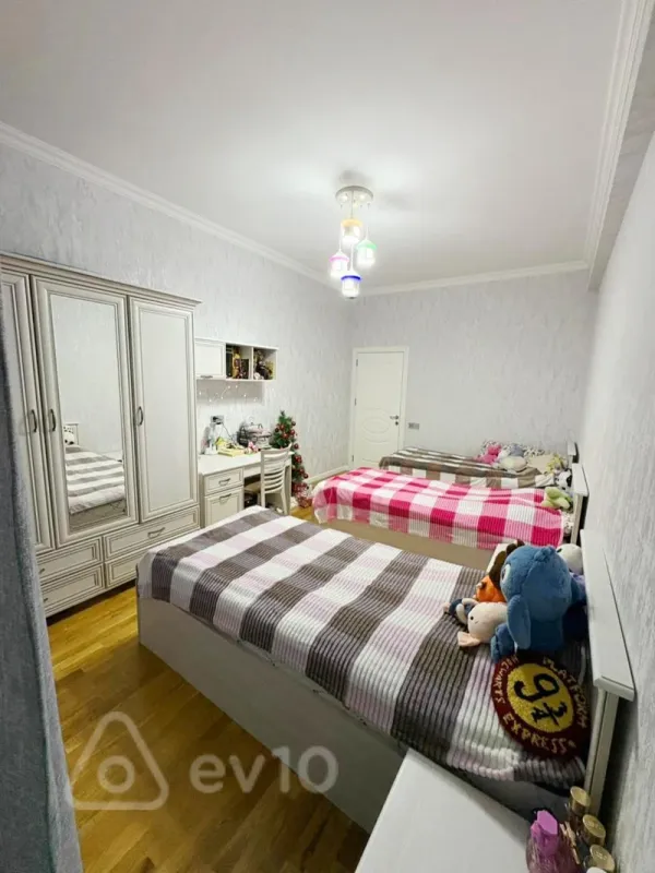 Satılır 3 otaqlı yeni tikili 105 m²