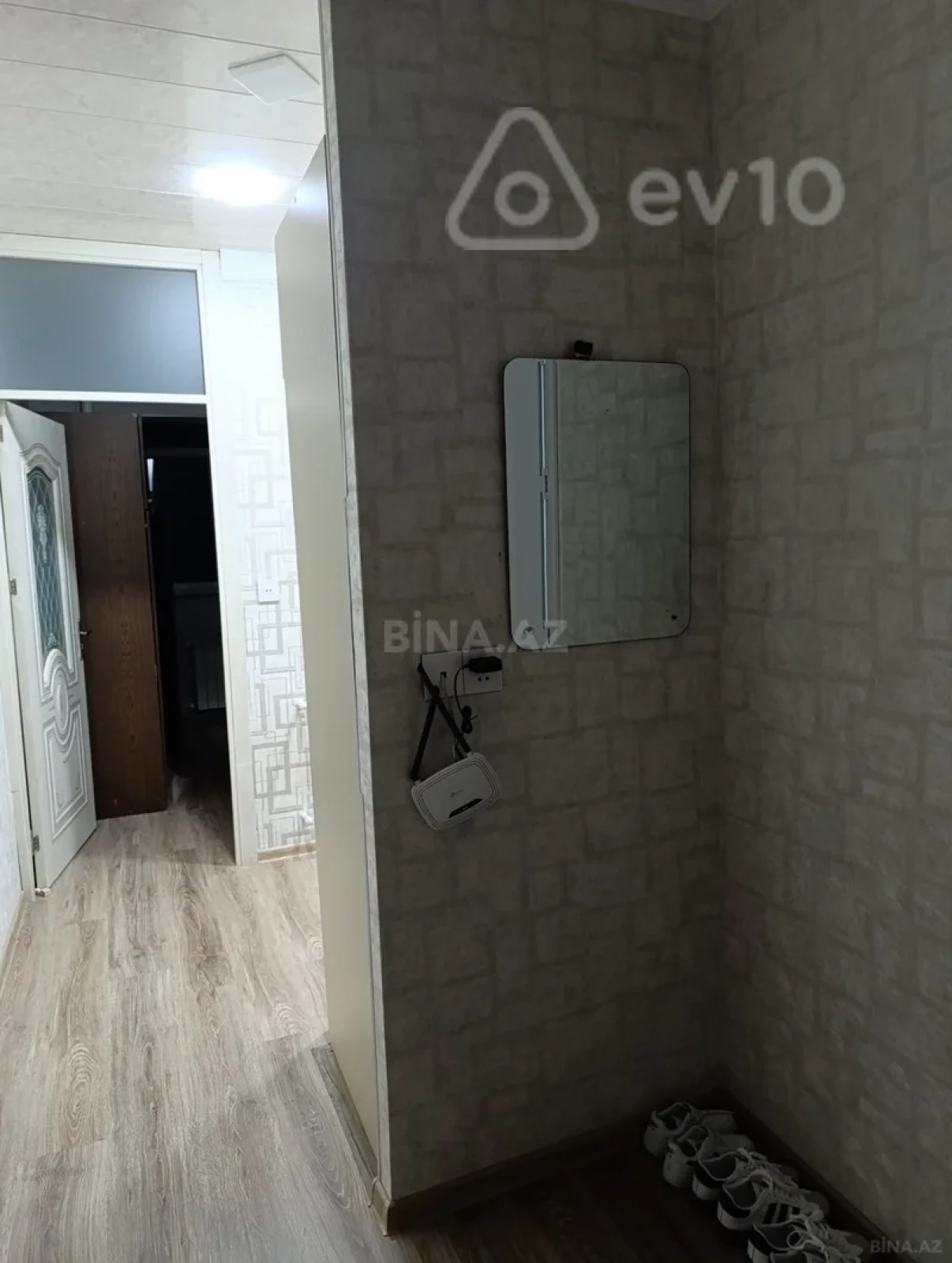 Kirayə verilir 3 otaqlı köhnə tikili 65 m²