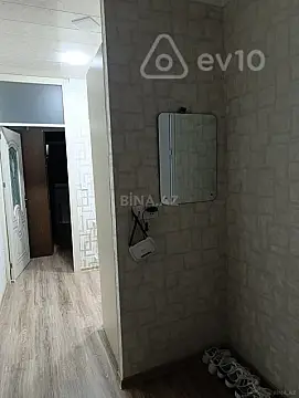 Kirayə verilir 3 otaqlı köhnə tikili 65 m²