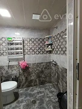 Kirayə verilir 3 otaqlı köhnə tikili 65 m²
