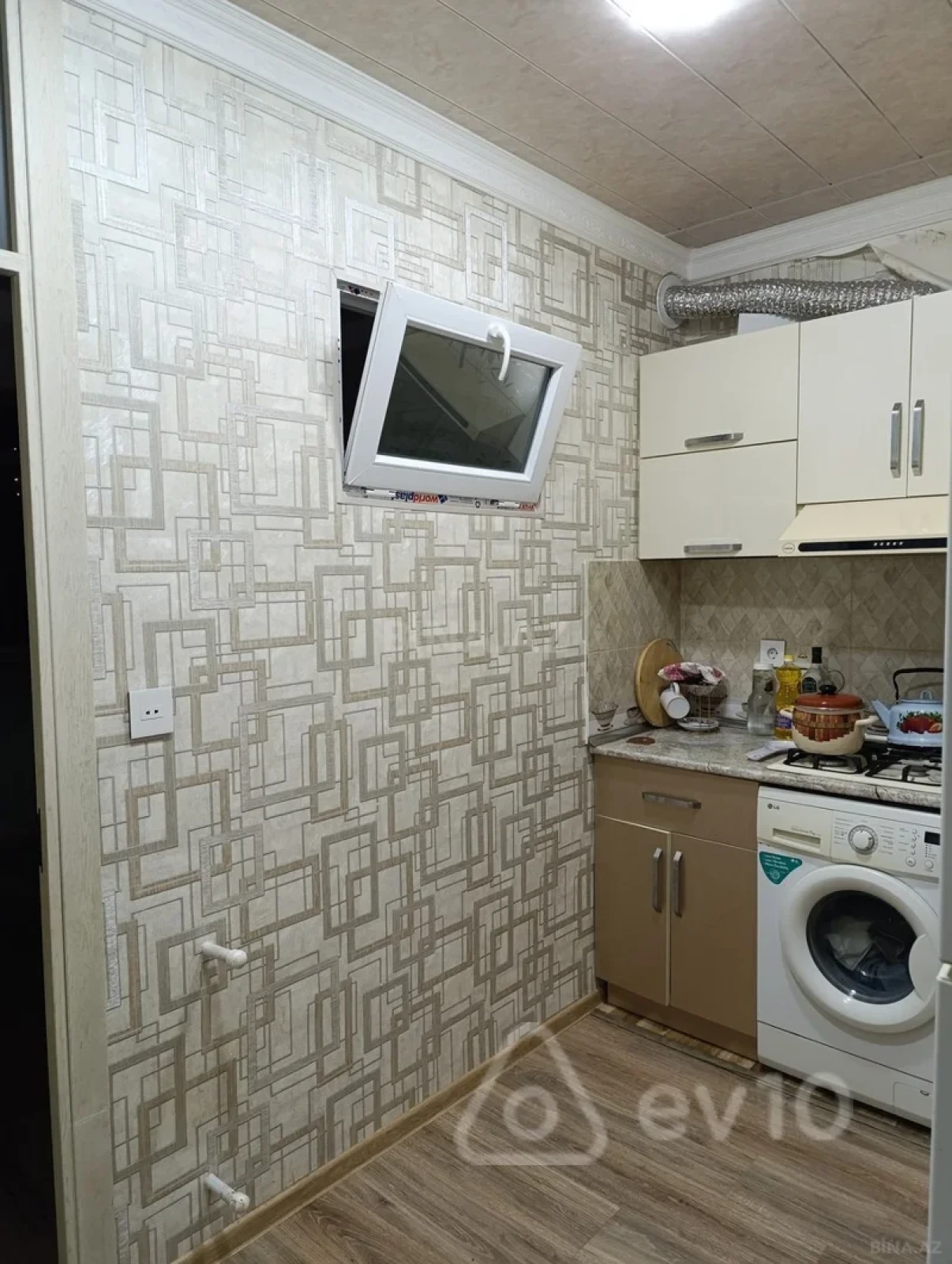 Kirayə verilir 3 otaqlı köhnə tikili 65 m²