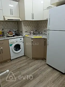 Kirayə verilir 3 otaqlı köhnə tikili 65 m²