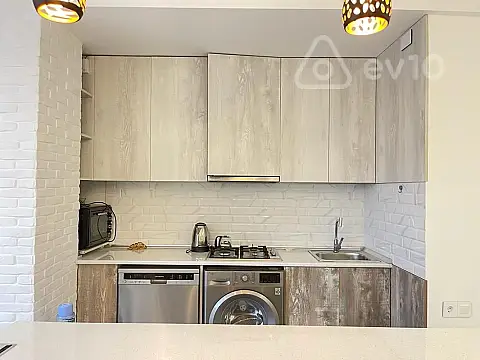 Kirayə verilir 3 otaqlı yeni tikili 120 m²