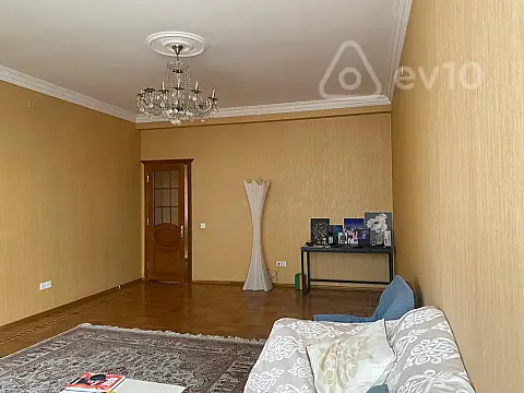 Kirayə verilir 3 otaqlı yeni tikili 124 m²