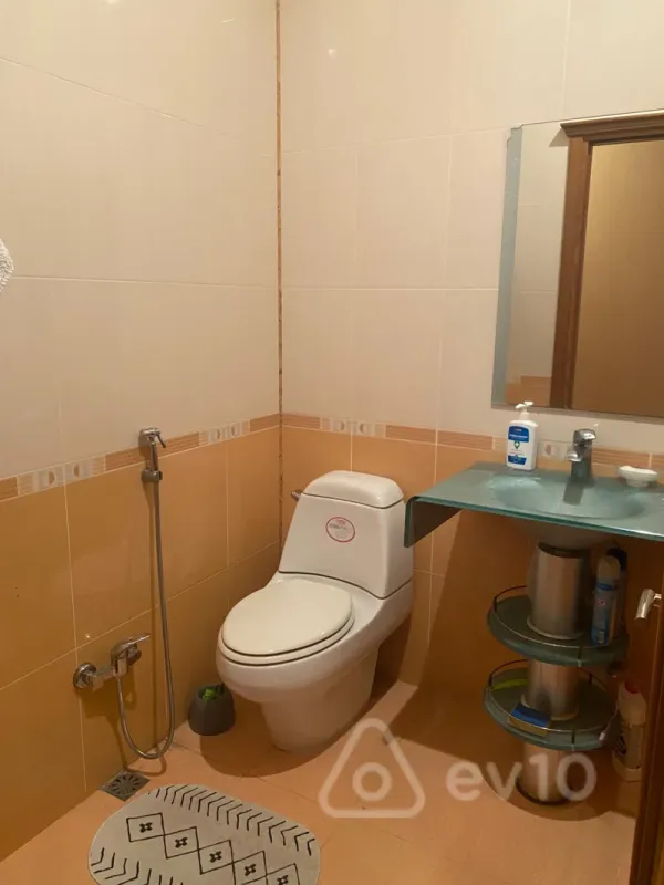 Kirayə verilir 3 otaqlı yeni tikili 124 m²