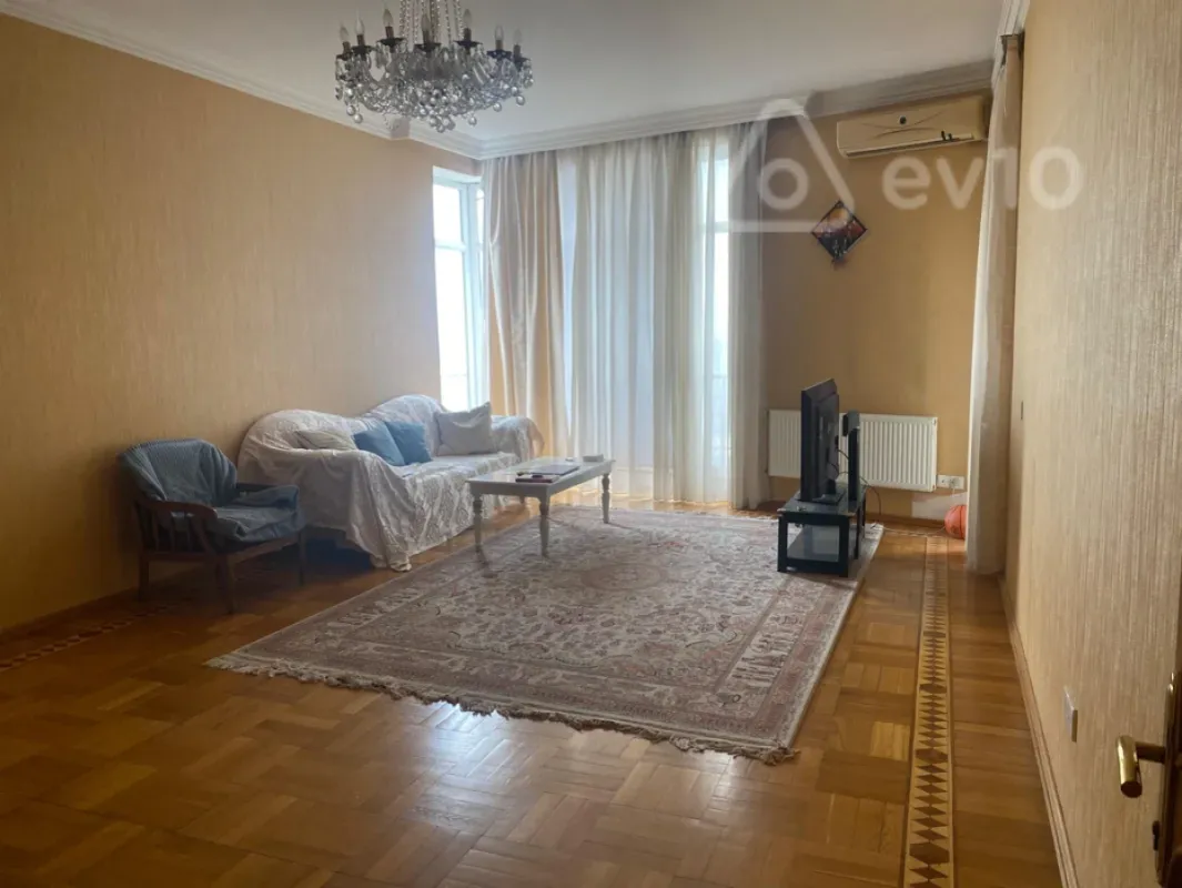 Kirayə verilir 3 otaqlı yeni tikili 124 m²