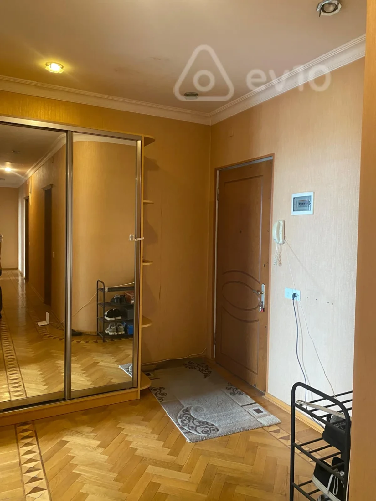 Kirayə verilir 3 otaqlı yeni tikili 124 m²